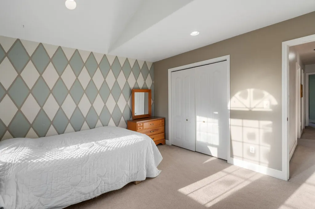 60 Clinton Lane Belgrade MT 59714