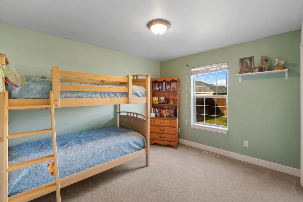 60 Clinton Lane Belgrade MT 59714