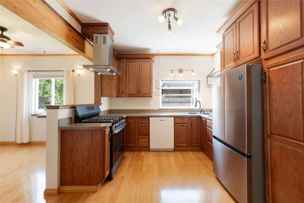 308 Walnut Street Plains MT 59859