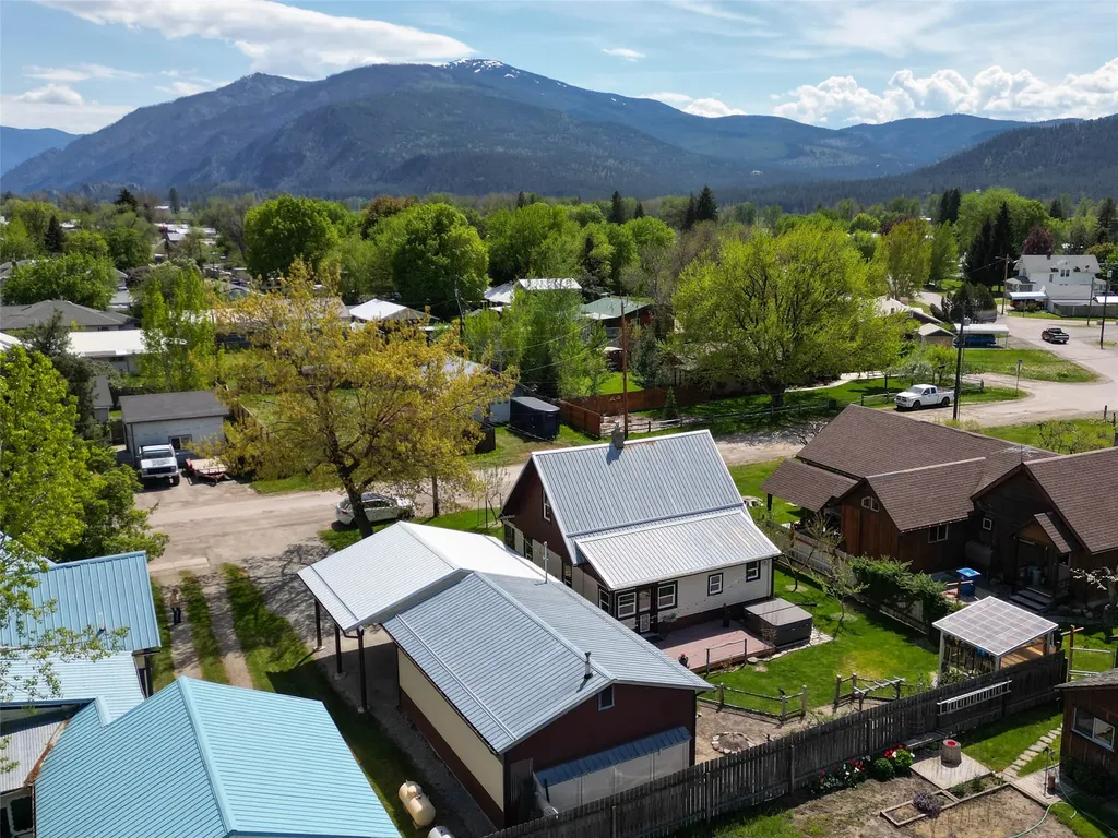 308 Walnut Street Plains MT 59859