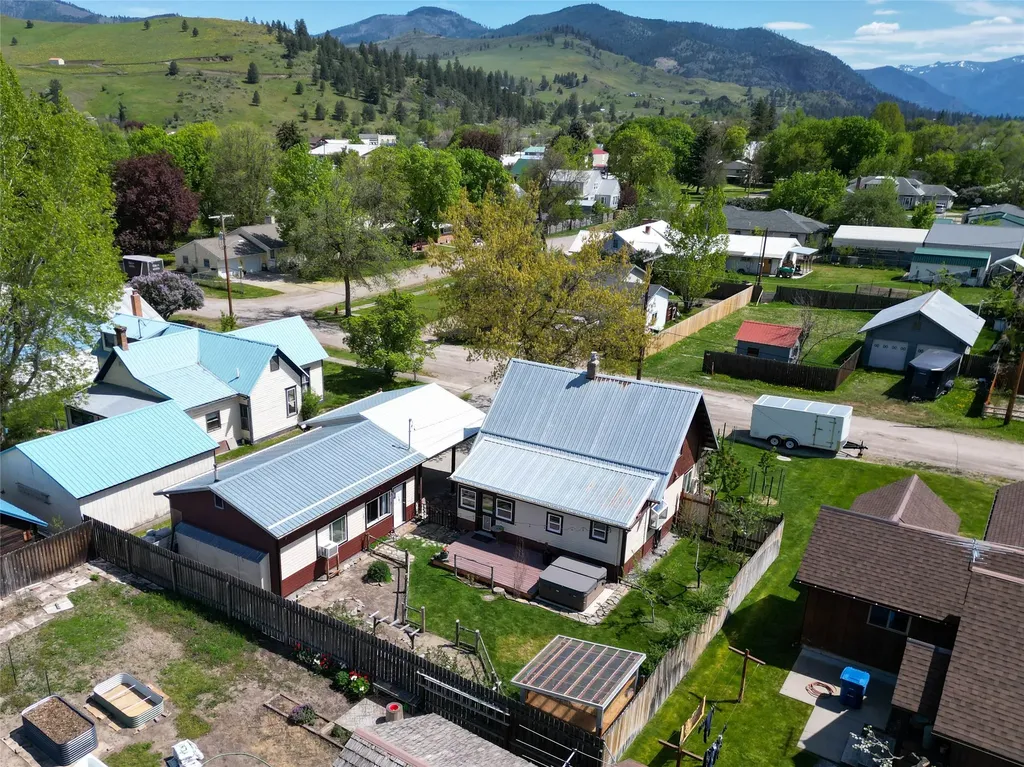 308 Walnut Street Plains MT 59859