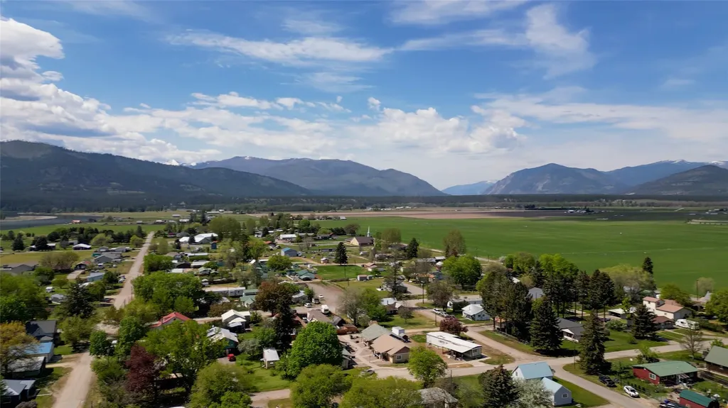 308 Walnut Street Plains MT 59859