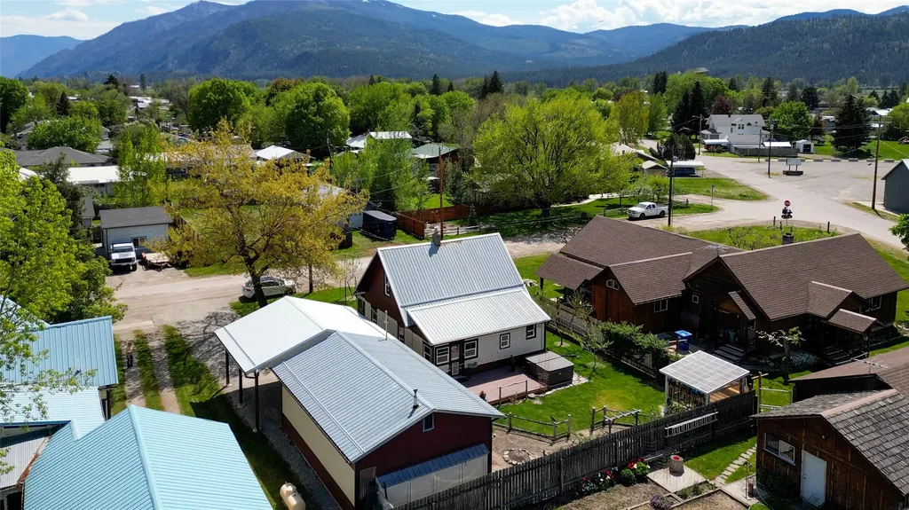 308 Walnut Street Plains MT 59859