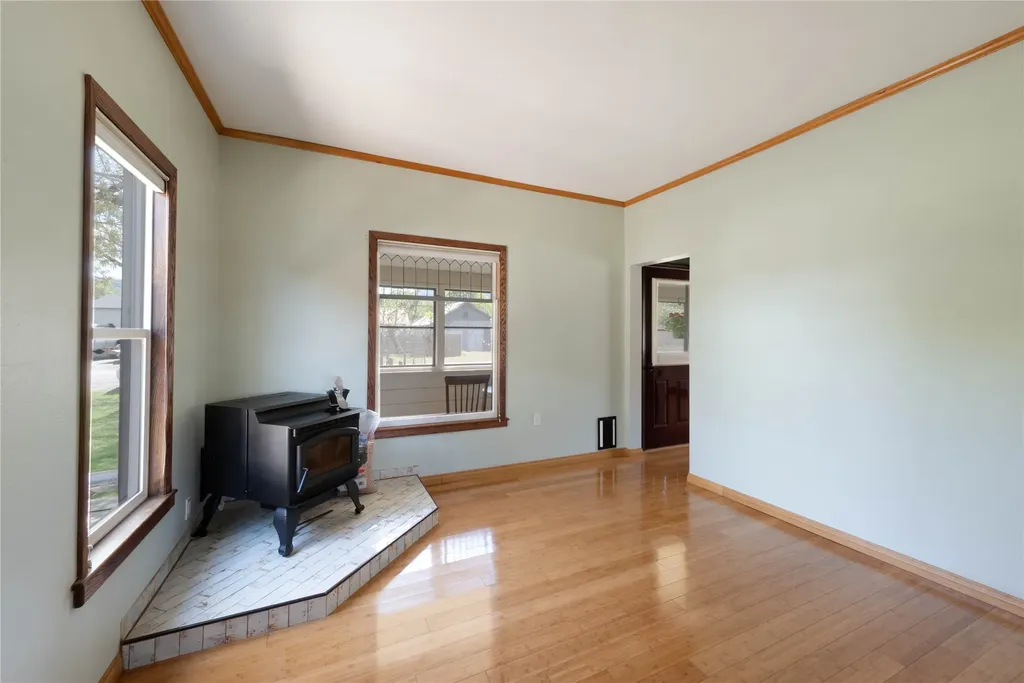 308 Walnut Street Plains MT 59859