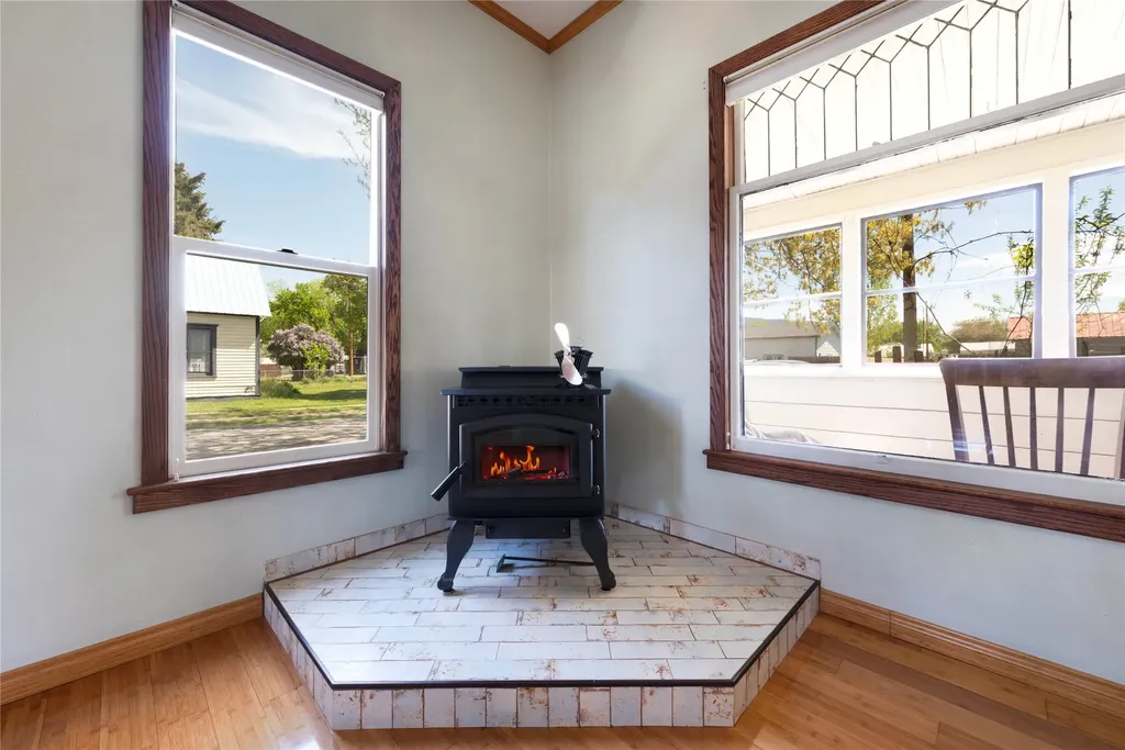 308 Walnut Street Plains MT 59859