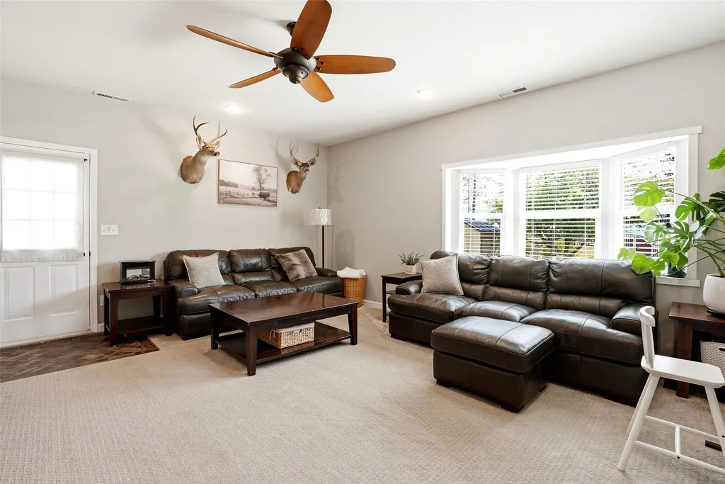 159 Edens Lane Florence MT 59833