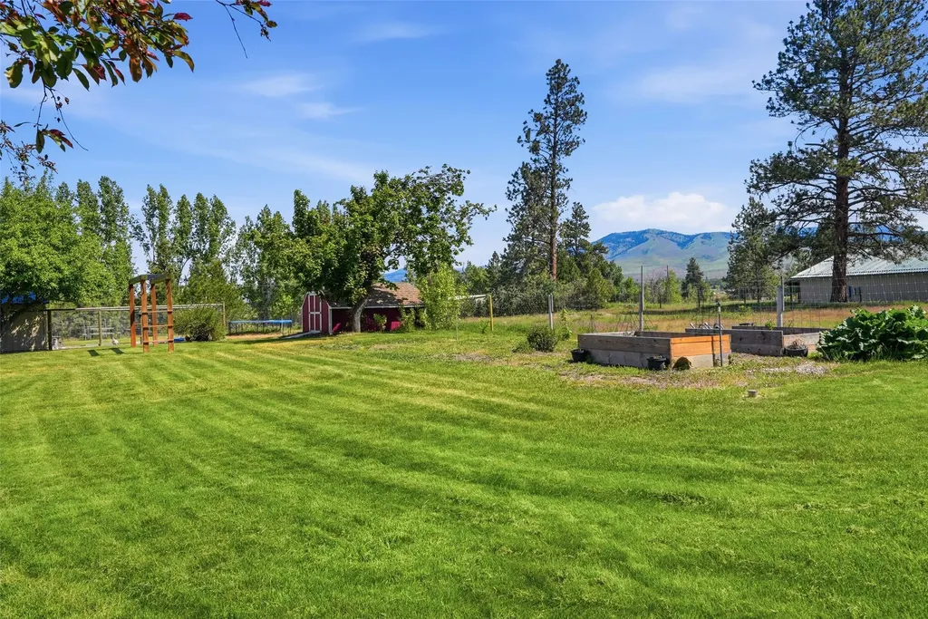159 Edens Lane Florence MT 59833