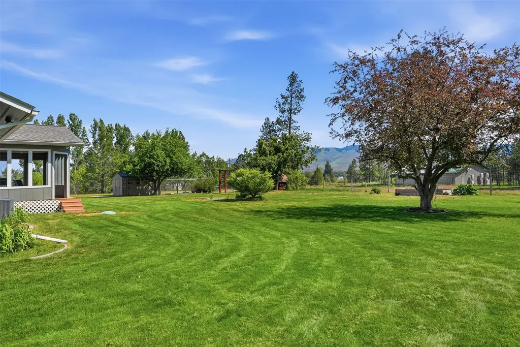 159 Edens Lane Florence MT 59833