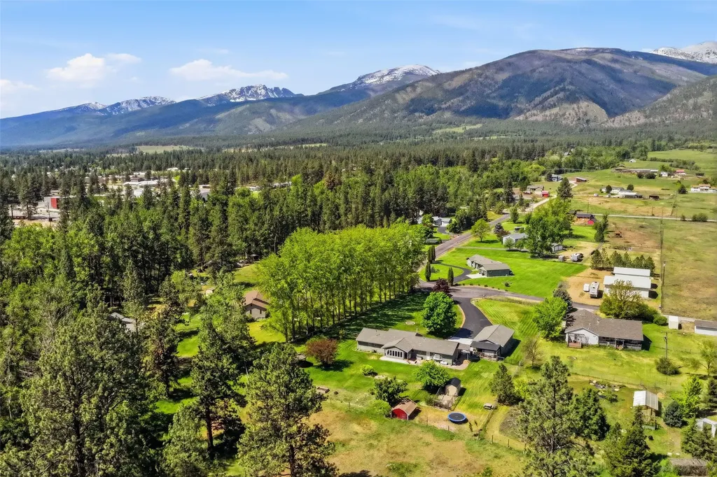 159 Edens Lane Florence MT 59833