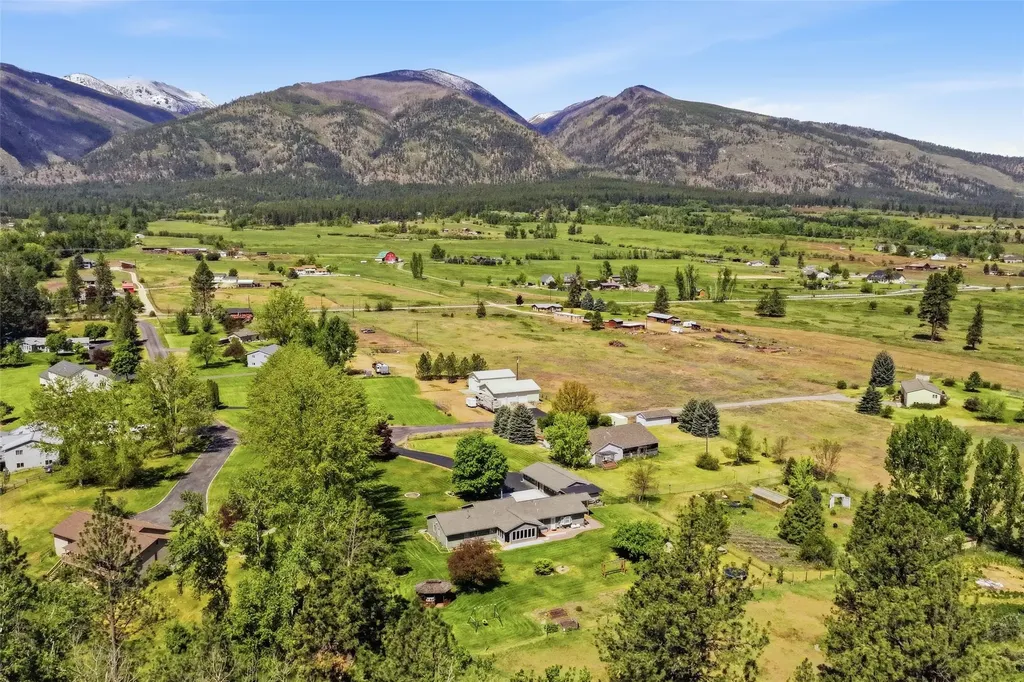 159 Edens Lane Florence MT 59833