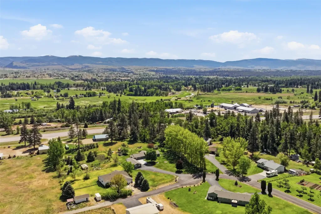 159 Edens Lane Florence MT 59833