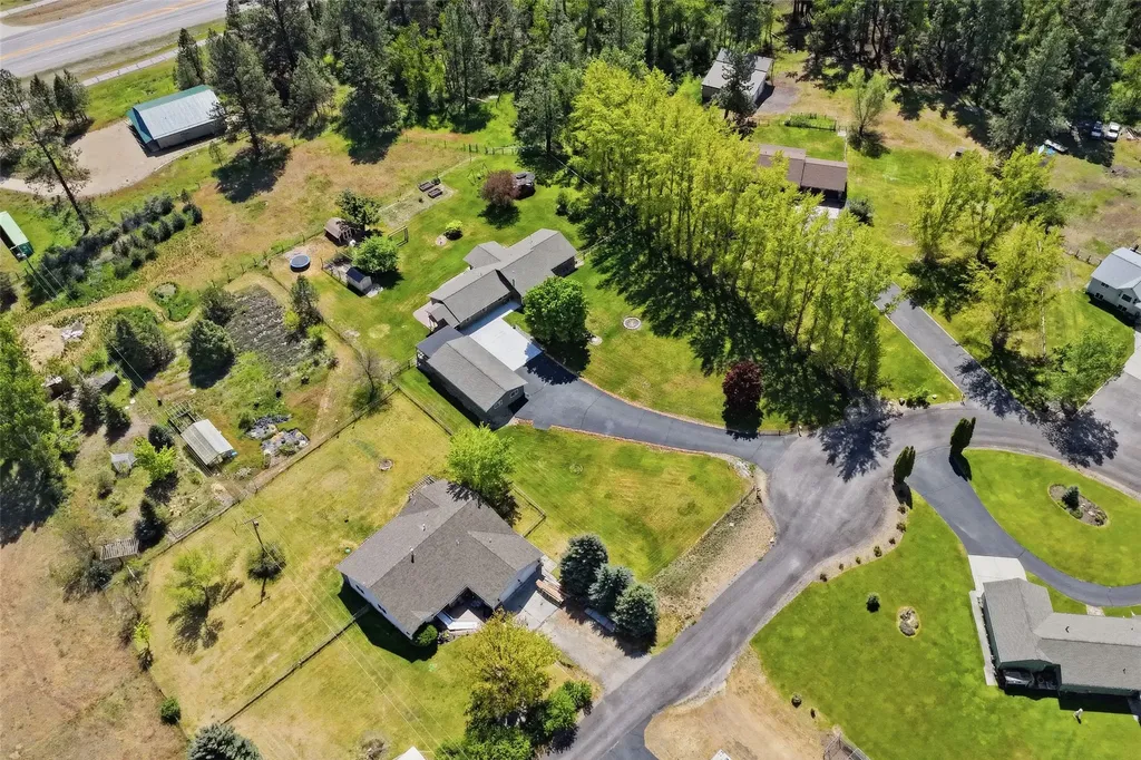 159 Edens Lane Florence MT 59833