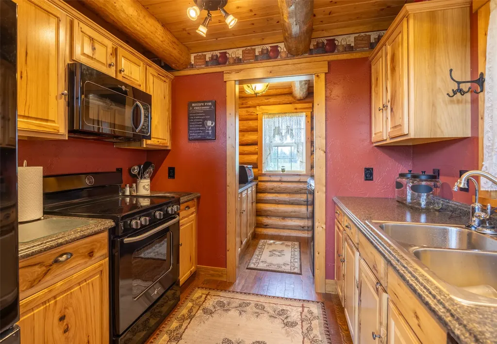 38369 Songer Road Ronan MT 59864
