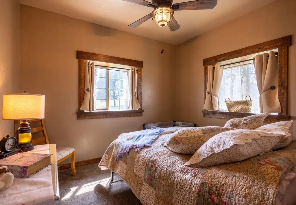 38369 Songer Road Ronan MT 59864