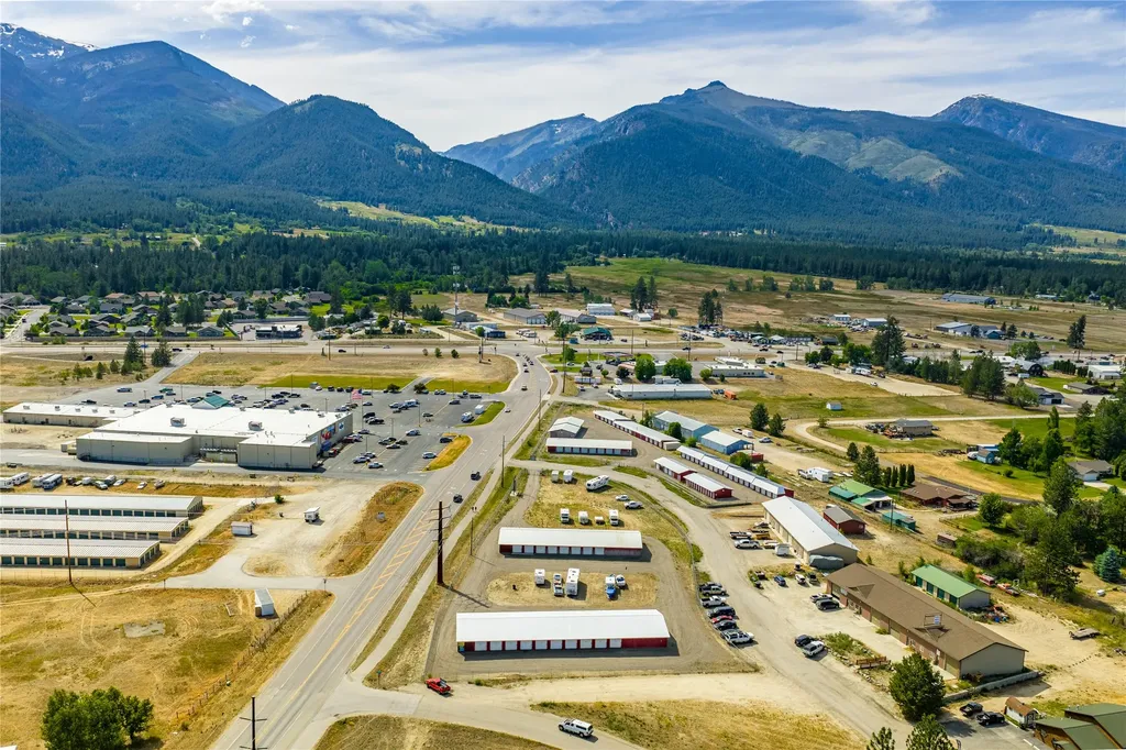 17 Red Ranch Road Stevensville MT 59870