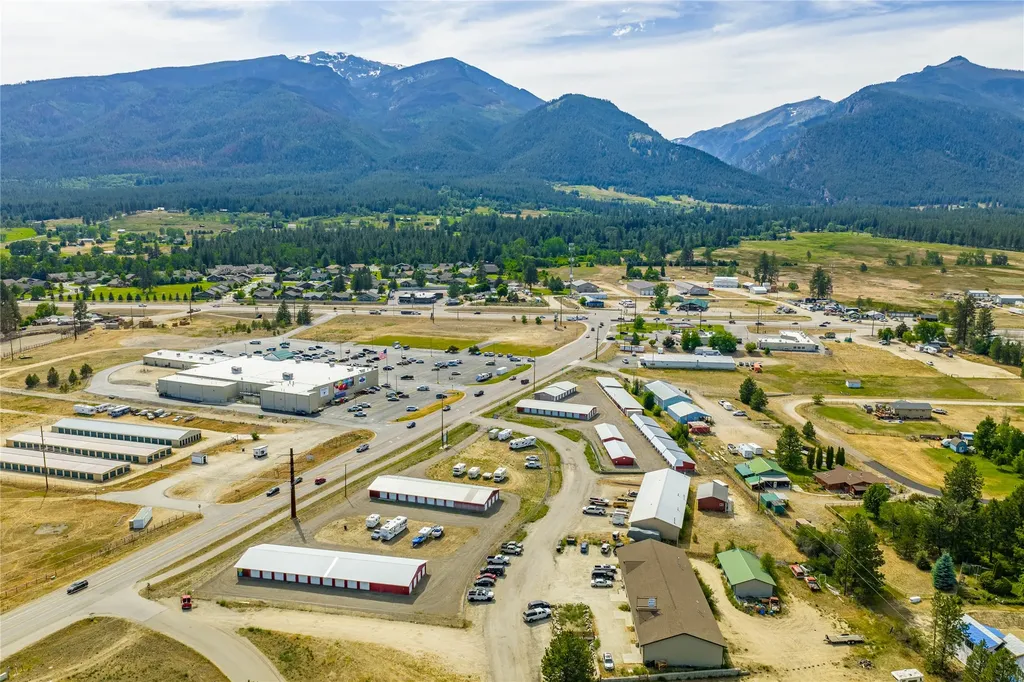 17 Red Ranch Road Stevensville MT 59870
