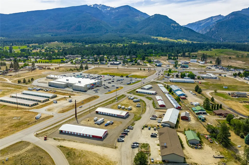 17 Red Ranch Road Stevensville MT 59870