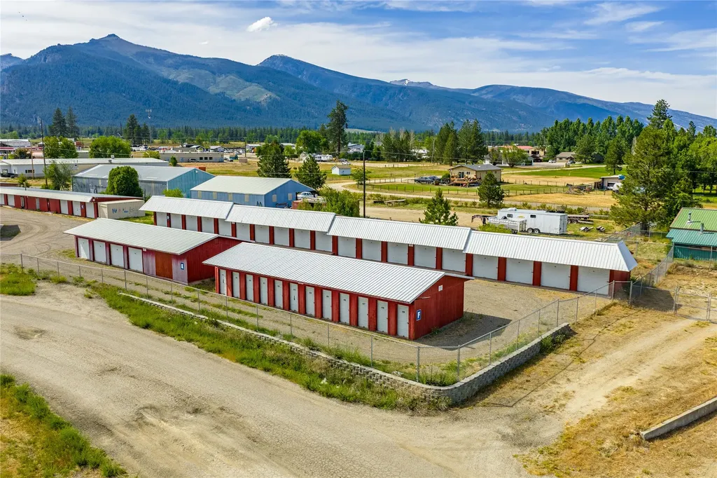 17 Red Ranch Road Stevensville MT 59870