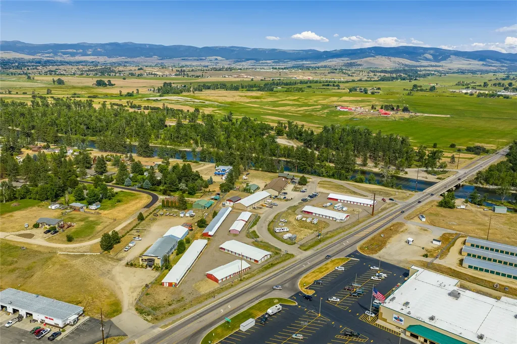 17 Red Ranch Road Stevensville MT 59870
