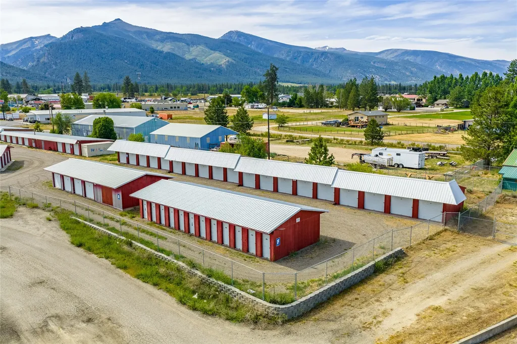 17 Red Ranch Road Stevensville MT 59870