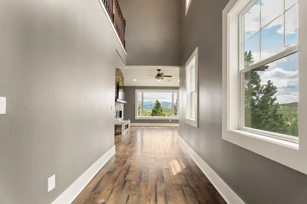 30 Meadowgrass Road Clancy MT 59634