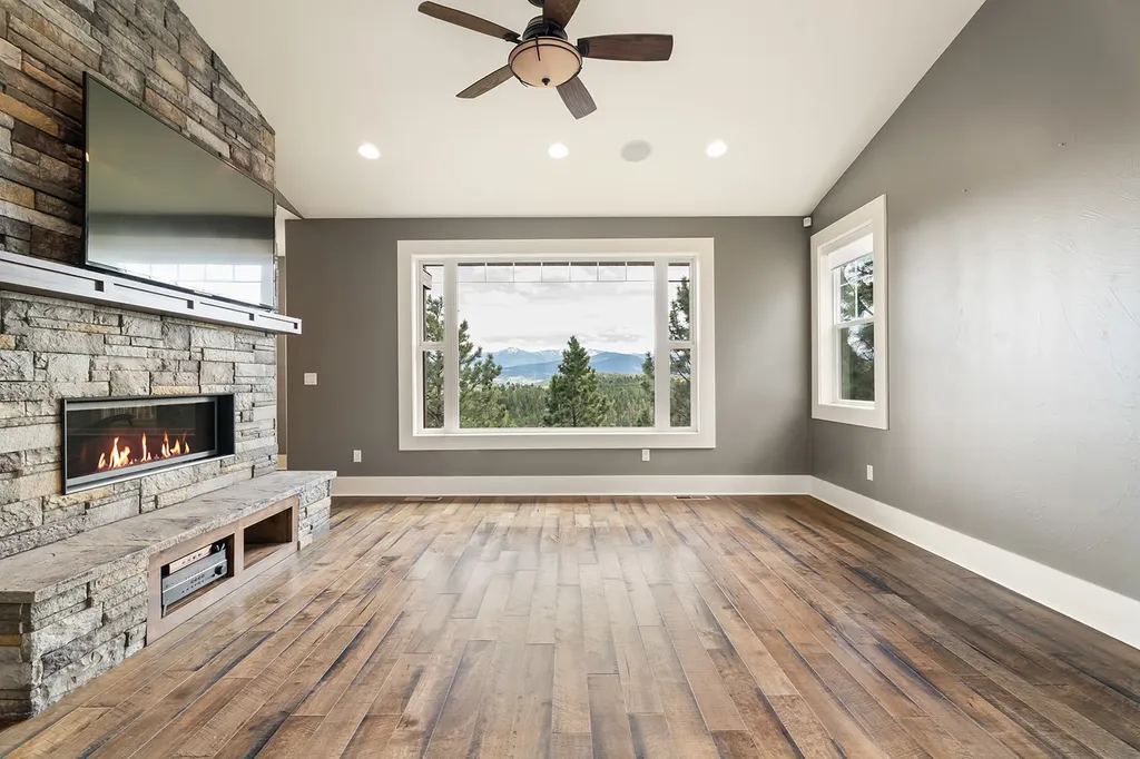 30 Meadowgrass Road Clancy MT 59634