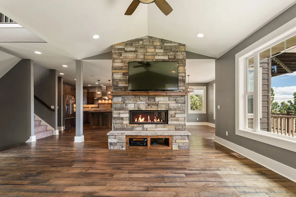 30 Meadowgrass Road Clancy MT 59634