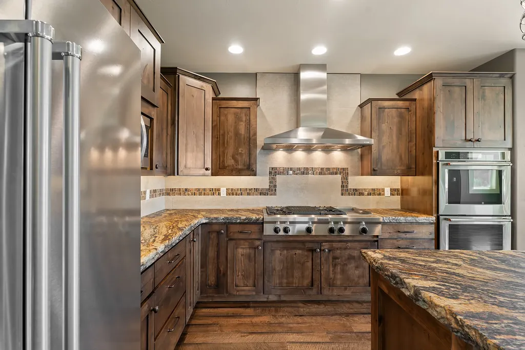 30 Meadowgrass Road Clancy MT 59634