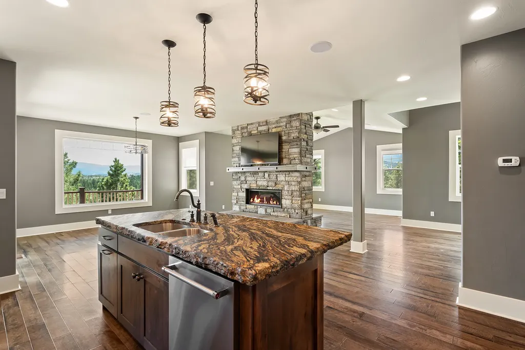 30 Meadowgrass Road Clancy MT 59634