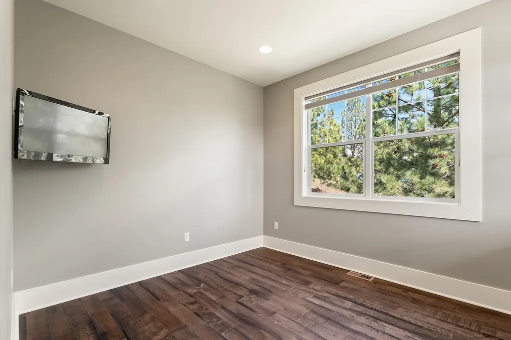 30 Meadowgrass Road Clancy MT 59634