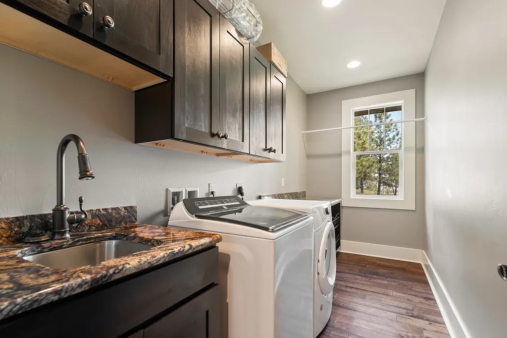 30 Meadowgrass Road Clancy MT 59634