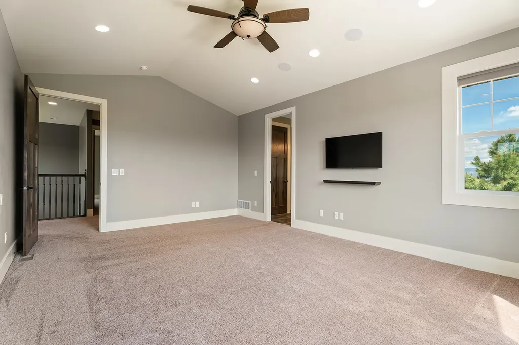 30 Meadowgrass Road Clancy MT 59634