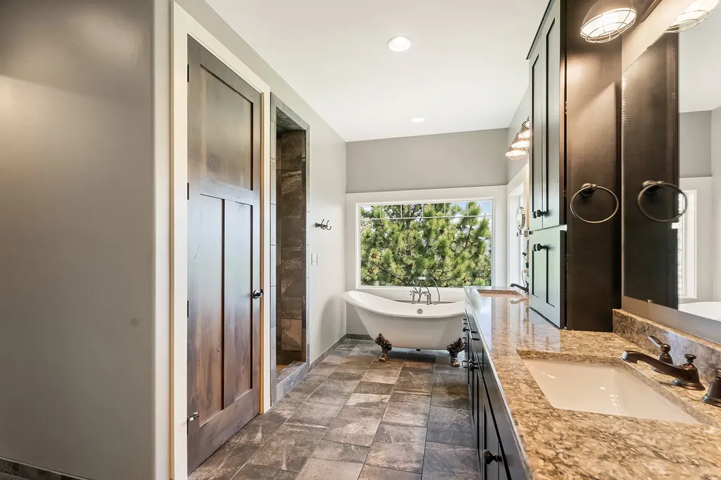30 Meadowgrass Road Clancy MT 59634