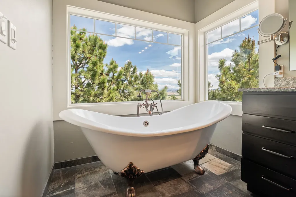 30 Meadowgrass Road Clancy MT 59634