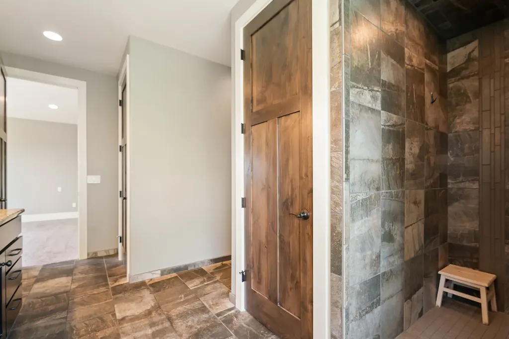30 Meadowgrass Road Clancy MT 59634