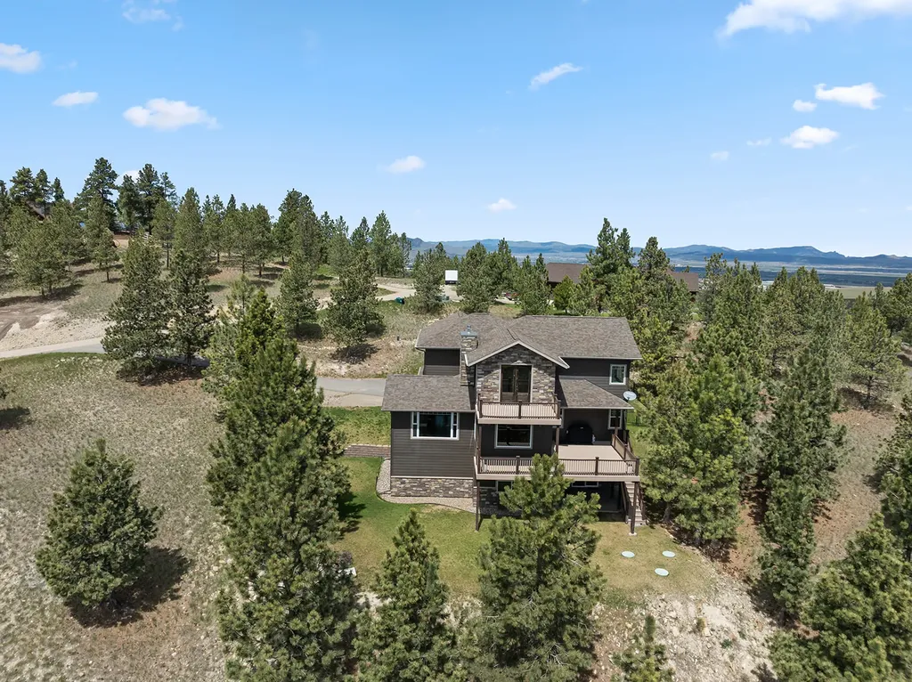 30 Meadowgrass Road Clancy MT 59634