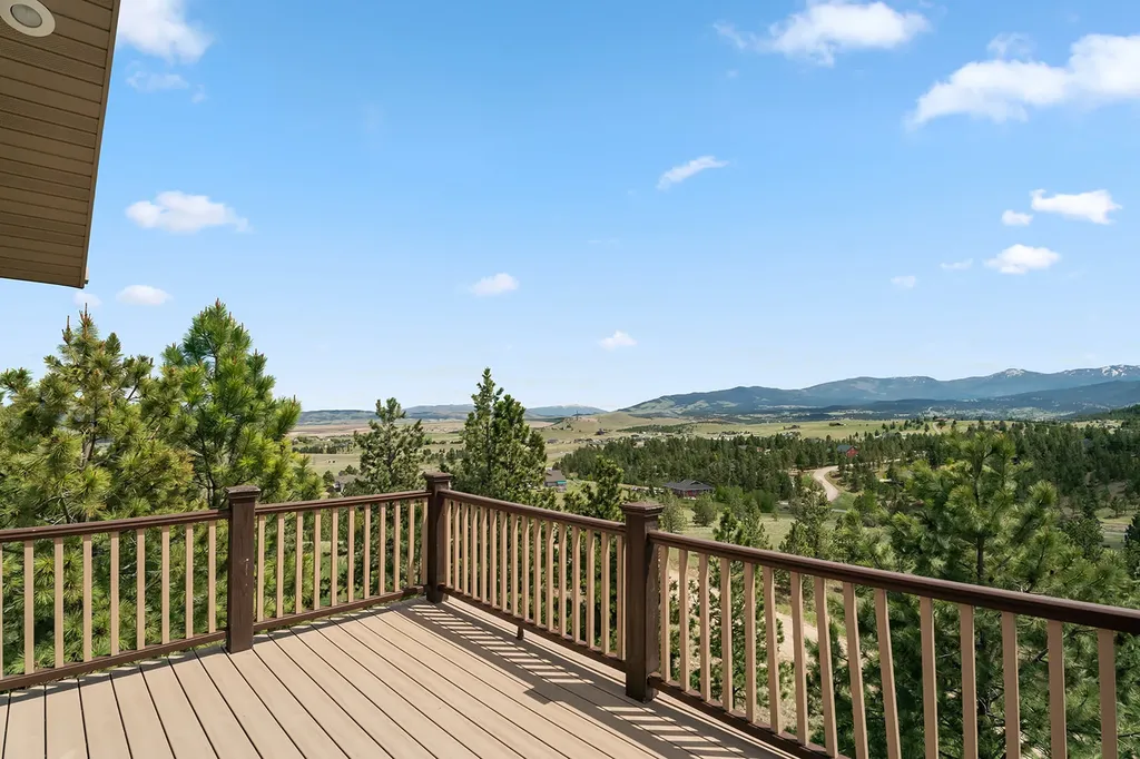 30 Meadowgrass Road Clancy MT 59634