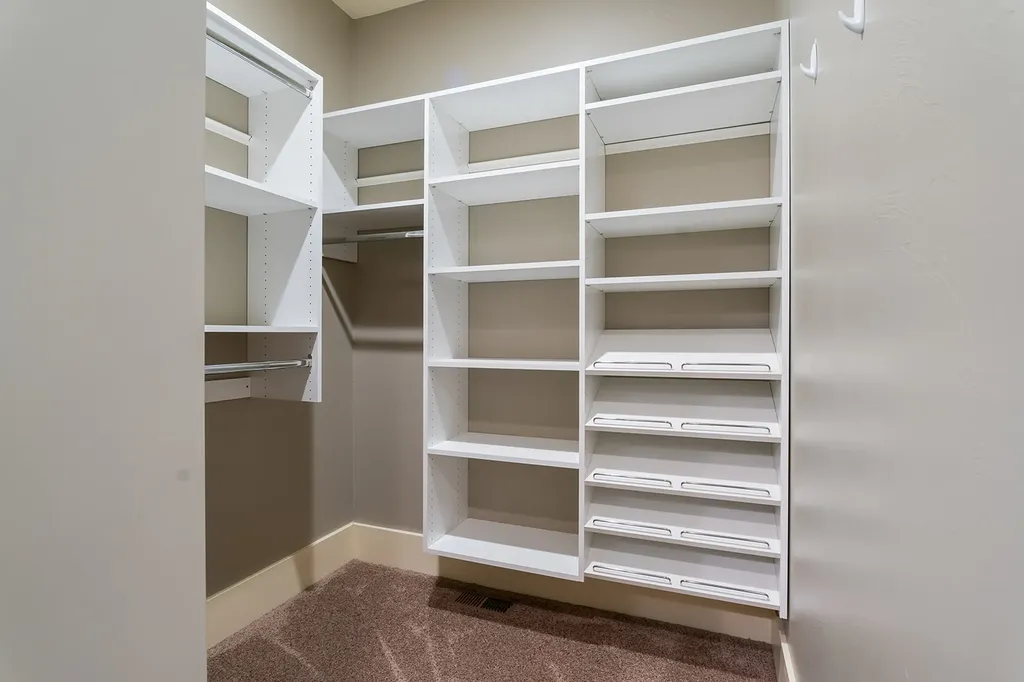 30 Meadowgrass Road Clancy MT 59634