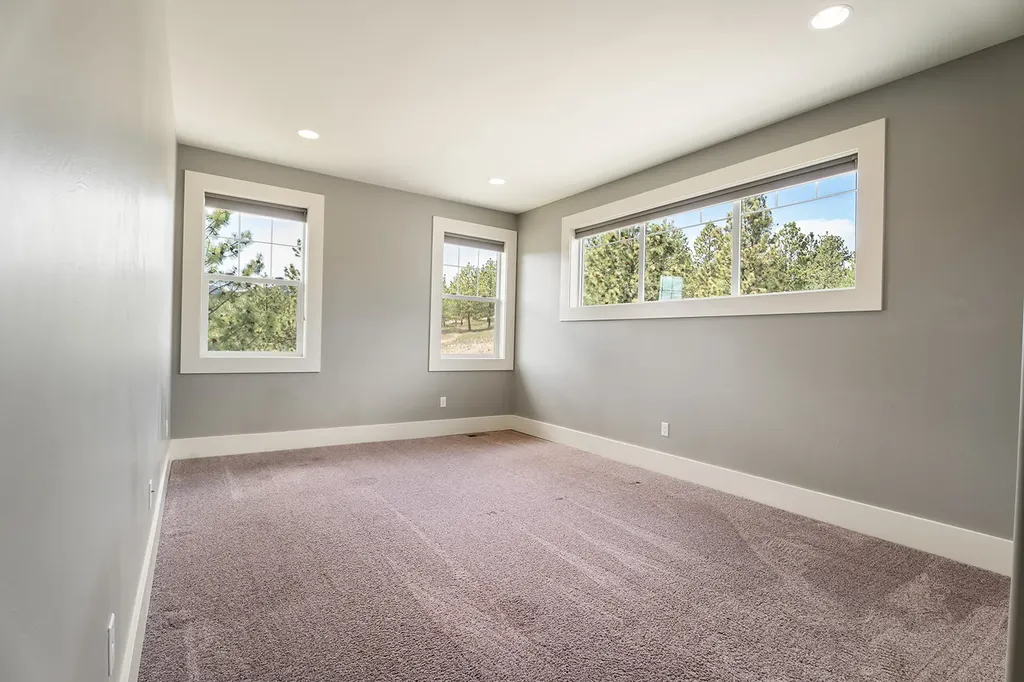 30 Meadowgrass Road Clancy MT 59634