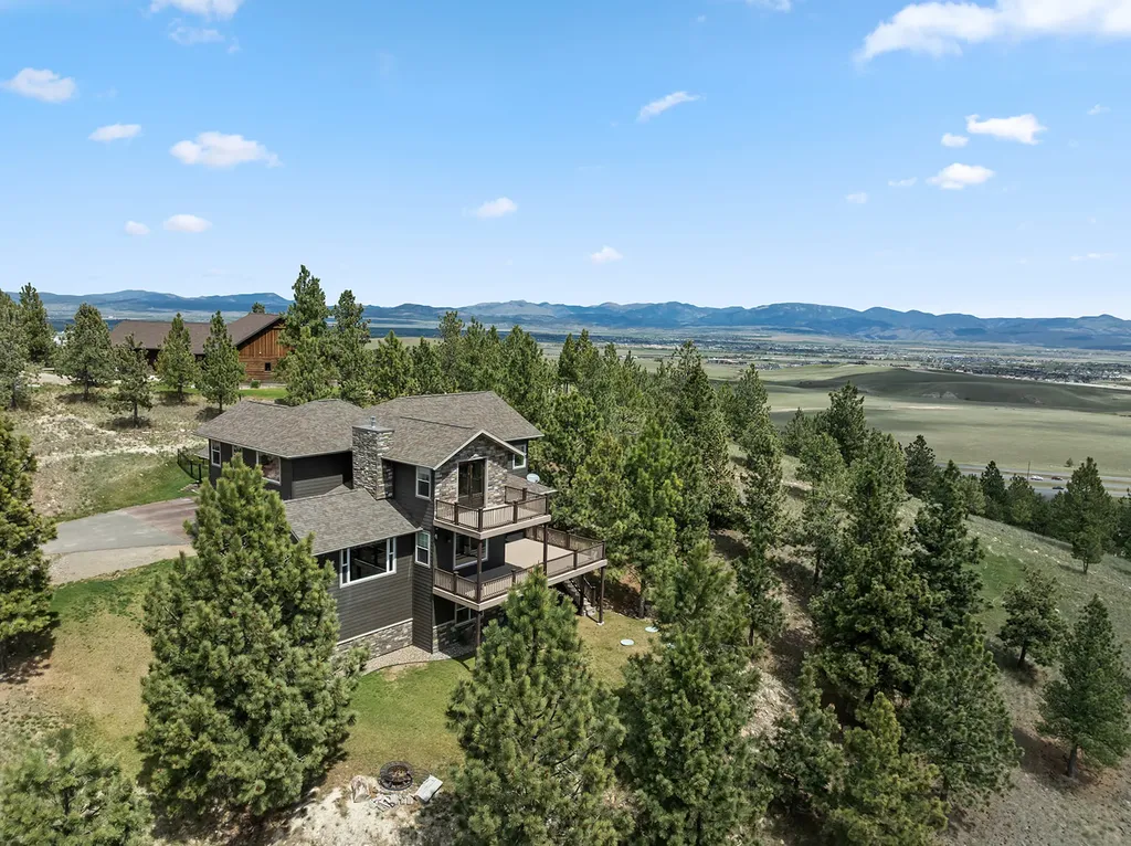 30 Meadowgrass Road Clancy MT 59634