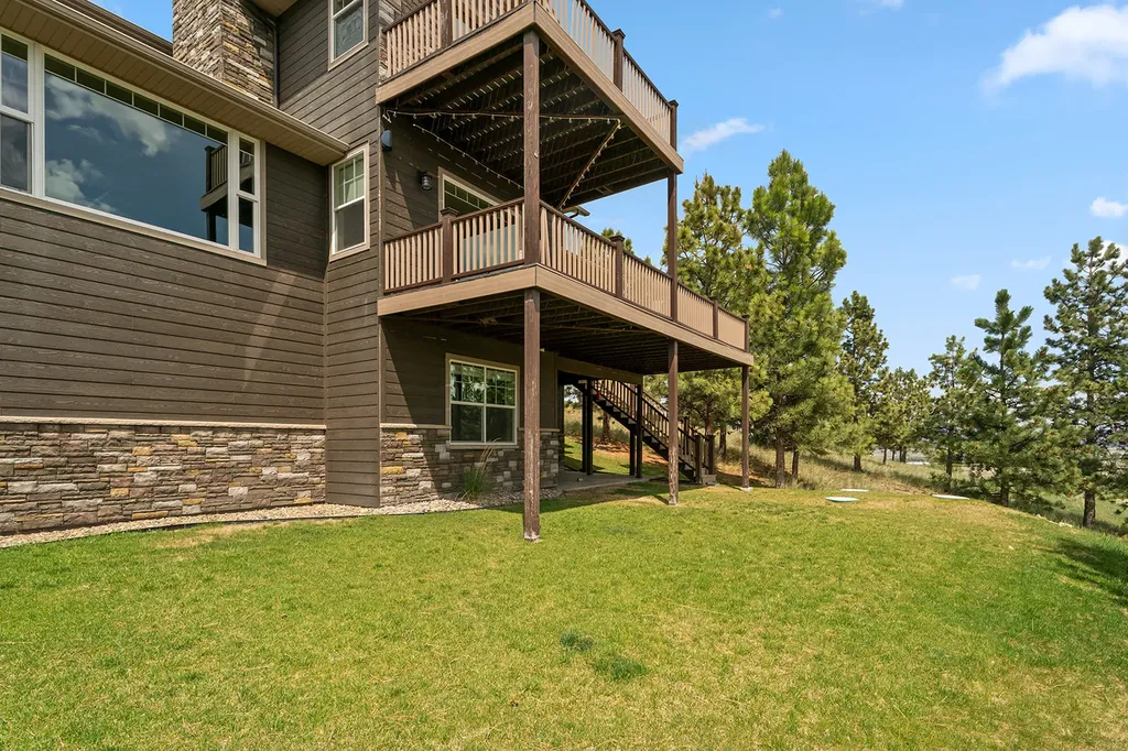 30 Meadowgrass Road Clancy MT 59634