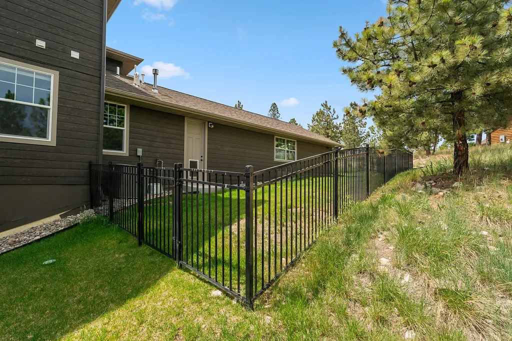 30 Meadowgrass Road Clancy MT 59634