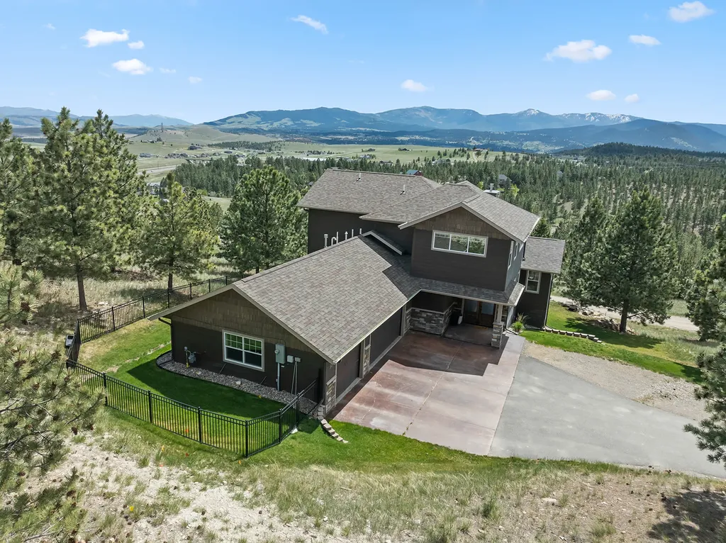 30 Meadowgrass Road Clancy MT 59634