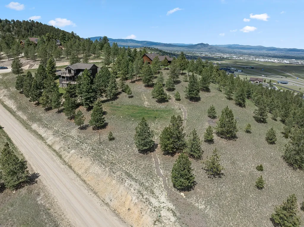30 Meadowgrass Road Clancy MT 59634