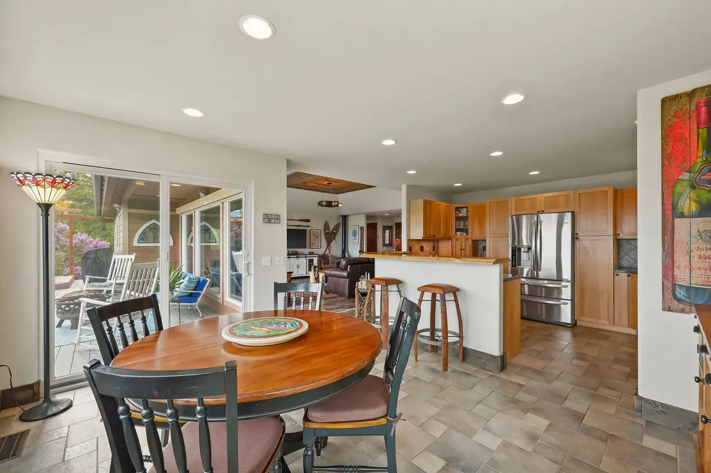 416 & 420 S Eighty Drive Somers MT 59932