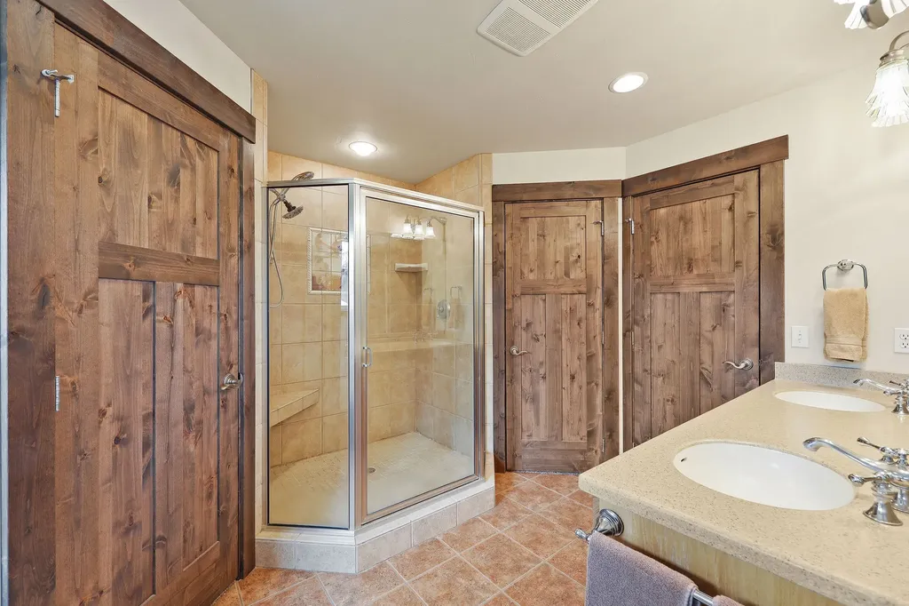 416 & 420 S Eighty Drive Somers MT 59932