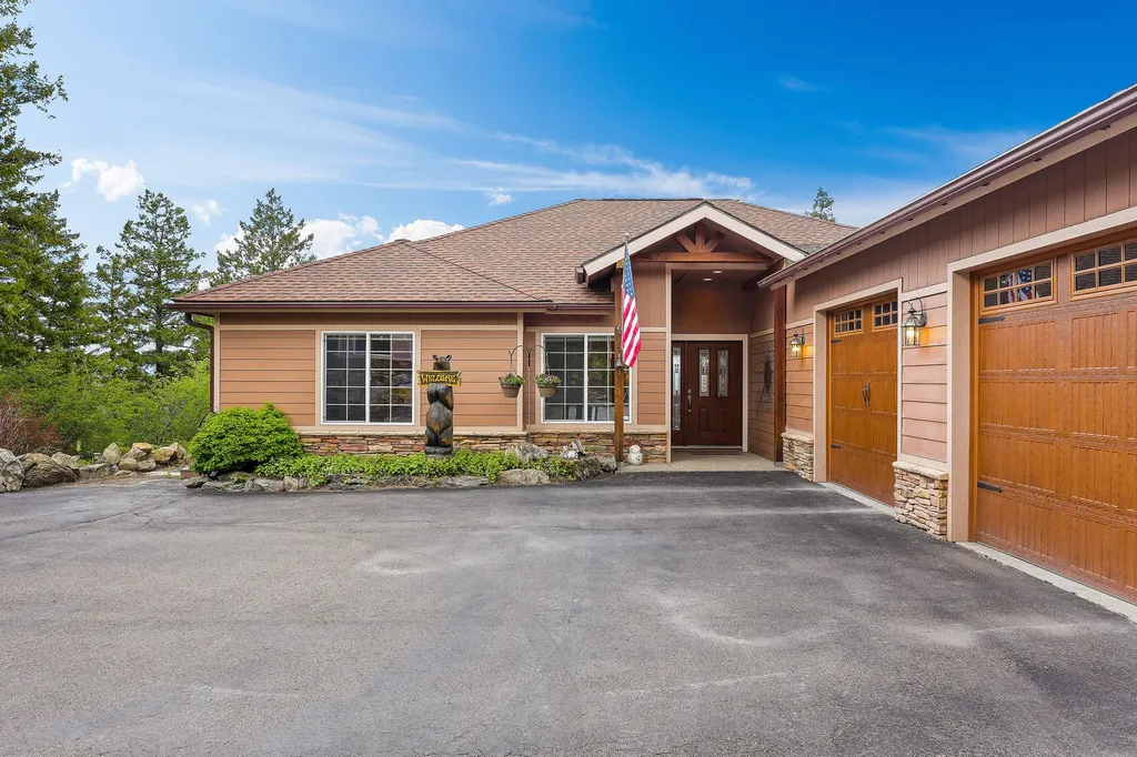 416 & 420 S Eighty Drive Somers MT 59932