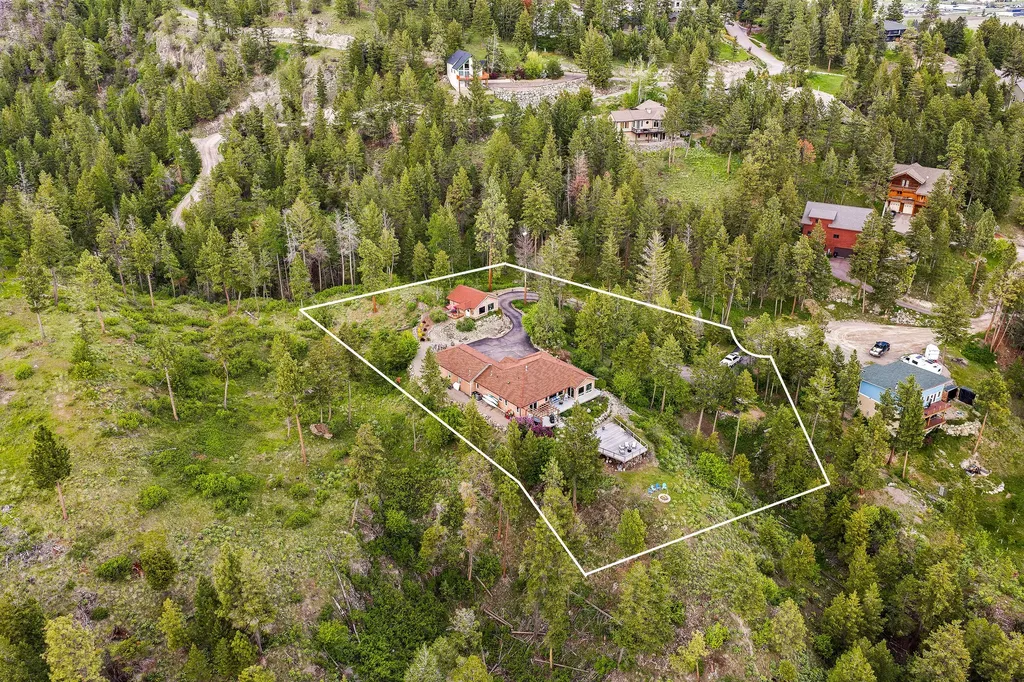 416 & 420 S Eighty Drive Somers MT 59932