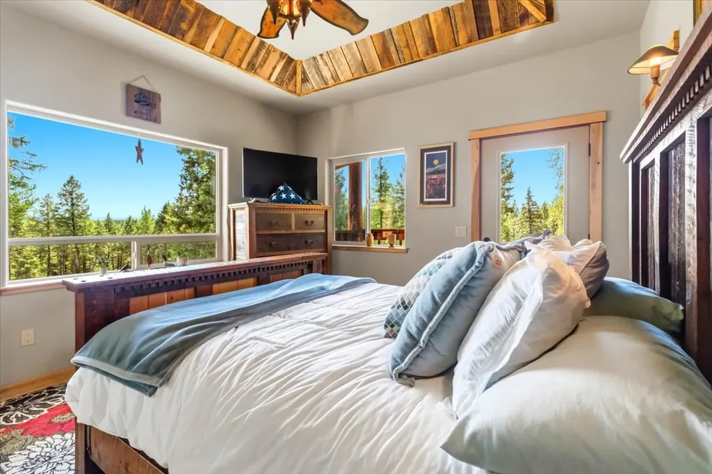 130 Glen Hills Drive Eureka MT 59917