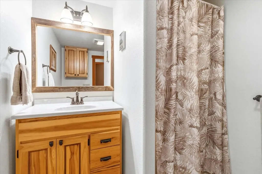 130 Glen Hills Drive Eureka MT 59917